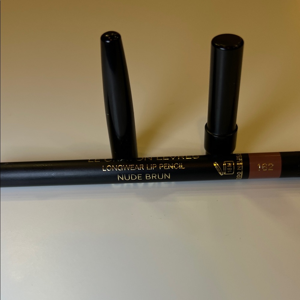 CHANEL Lip Liner - Nude Brun